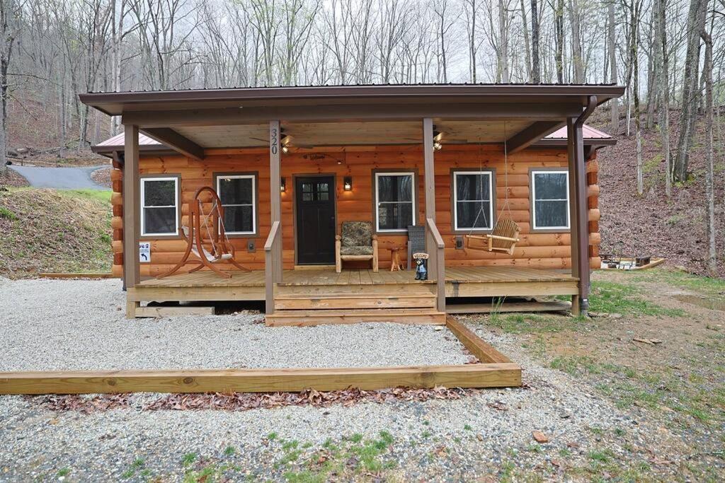 Rustic Modern Cabin With Hot Tub Near Rafting And Great Smokey Mountains Bryson City Exterior photo
